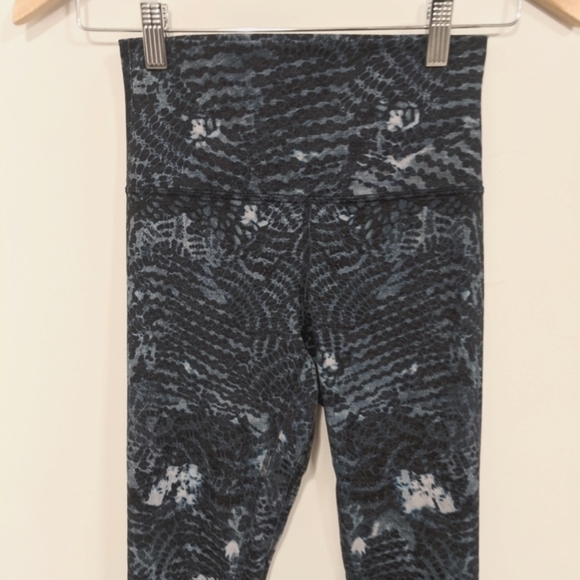 Lululemon Align Pant 28” *Engineered Indigo Lace Starlight Multi Align Pant 4 - Picture 10 of 16